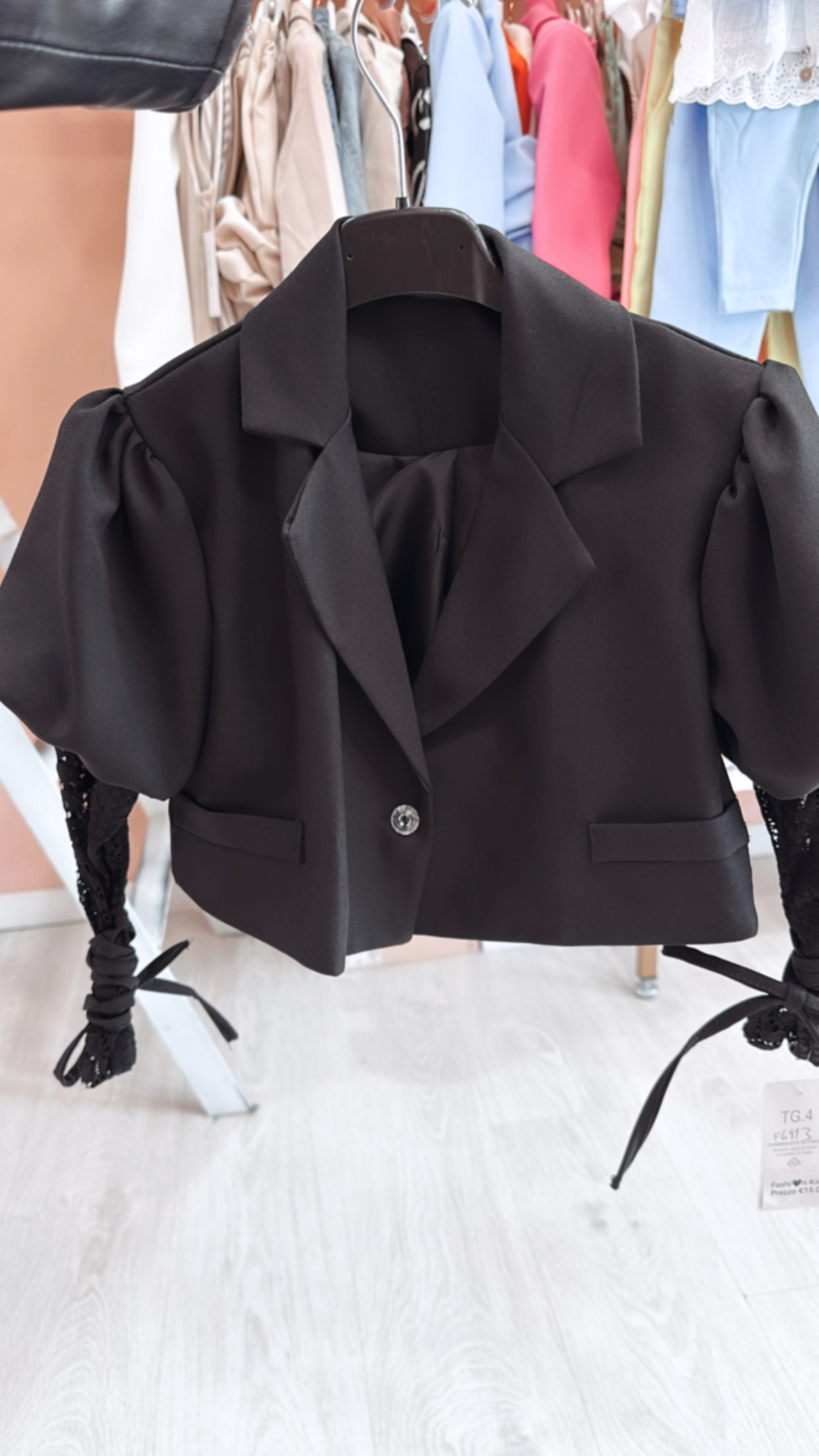 GIACCA CROP CON MANICHE IN PIZZO