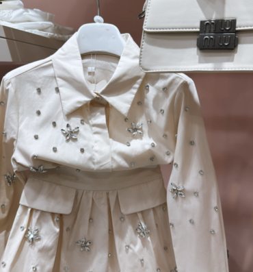 {"eId":"497032054684495","CameraPosition":1}