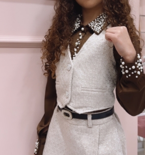 {"eId":"497032054684495","CameraPosition":1}