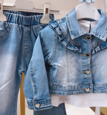 {"eId":"497032054684495","CameraPosition":1}